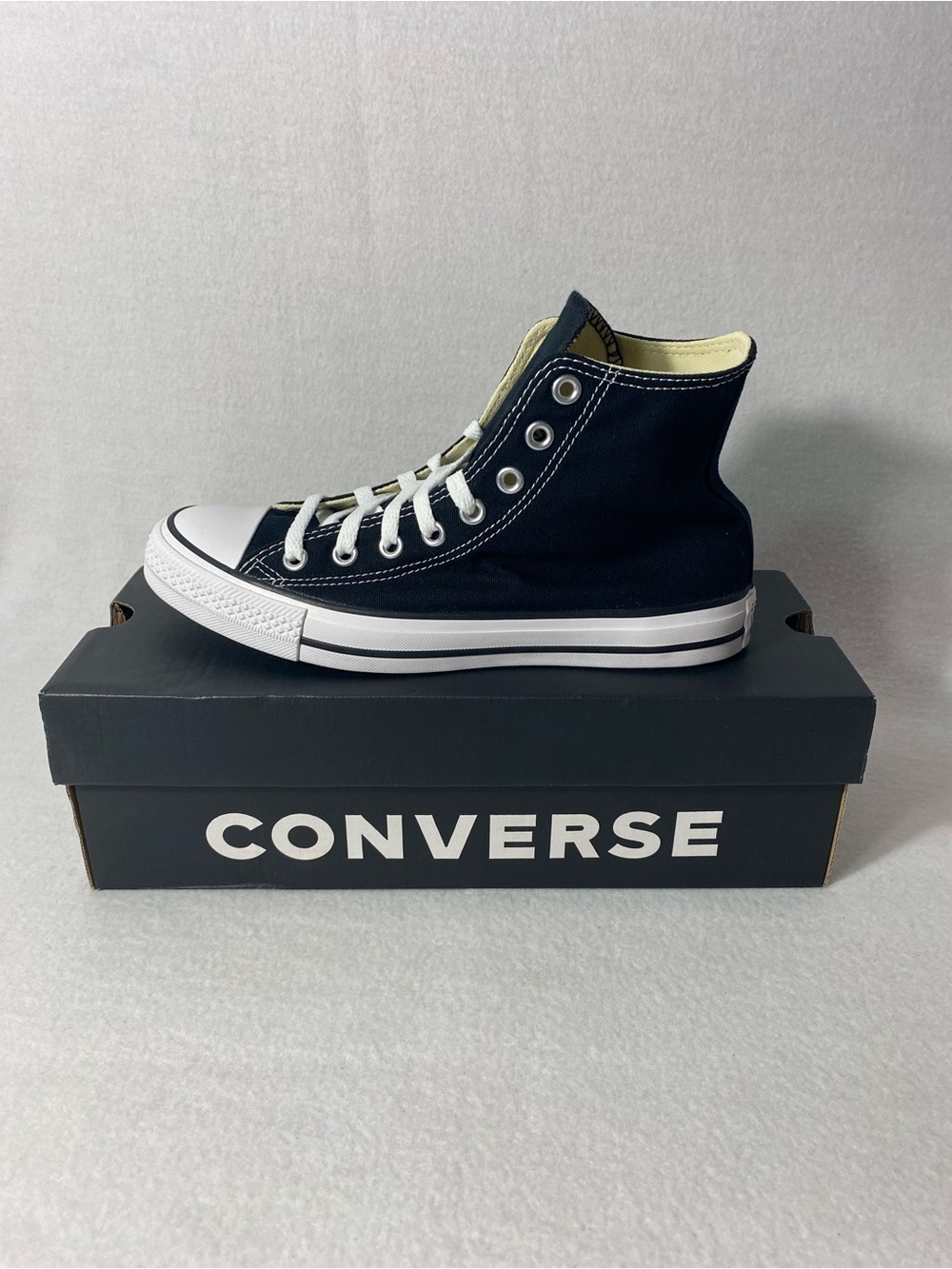 Converse Chuck Taylor All Star Hi Black M9160 Size Men’s 7 Women’s 9 NIB